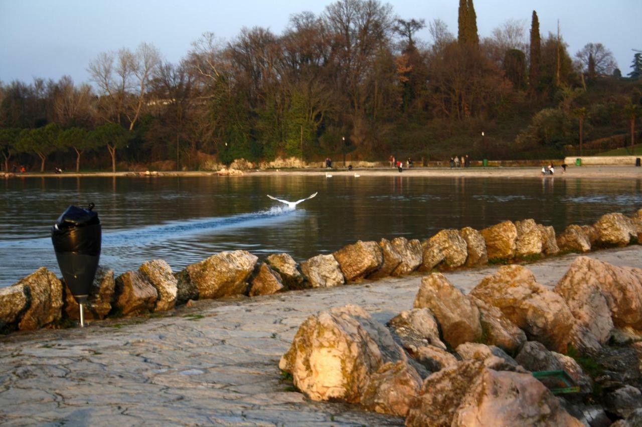 San Benedetto Camping Relais Peschiera del Garda Eksteriør bilde